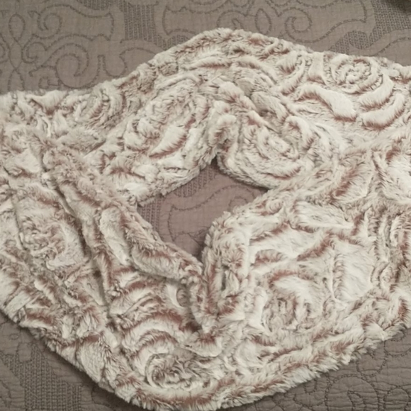 Scarf - Picture 2 of 2